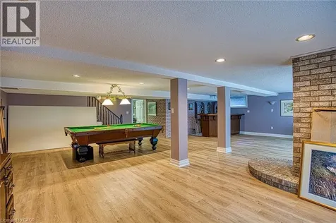 22 Burt Court Stoney Creek ON L8G 3H4
