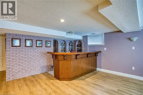 22 Burt Court Stoney Creek ON L8G 3H4