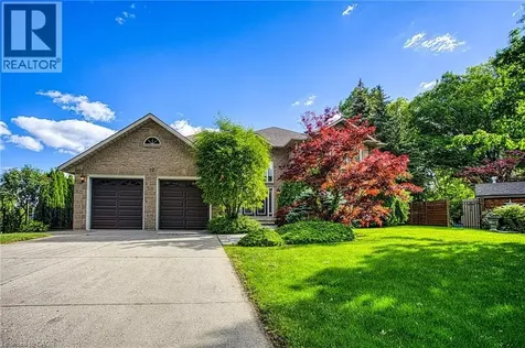 22 Burt Court Stoney Creek ON L8G 3H4