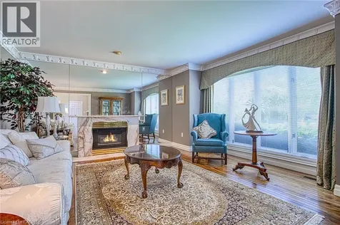 22 Burt Court Stoney Creek ON L8G 3H4