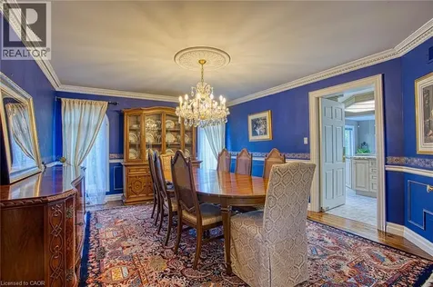 22 Burt Court Stoney Creek ON L8G 3H4