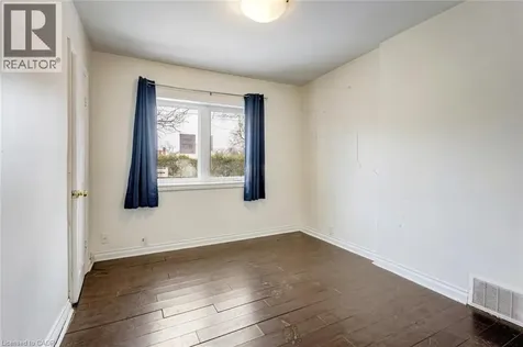 16 Woodward Avenue Brampton ON L6V 1K1