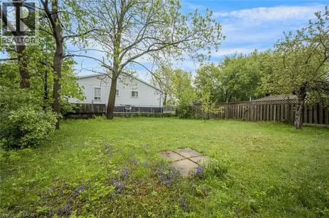 16 Woodward Avenue Brampton ON L6V 1K1