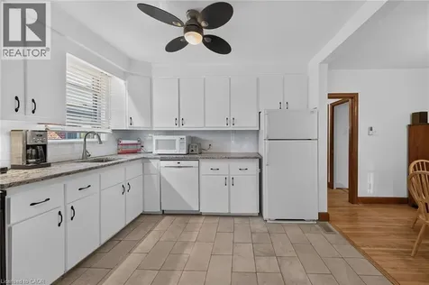 83 Aberfoyle Avenue Hamilton ON L8K 4S1