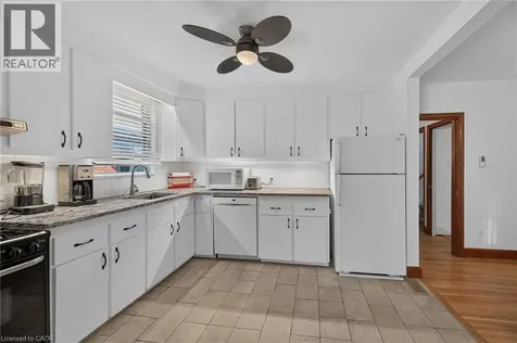 83 Aberfoyle Avenue Hamilton ON L8K 4S1