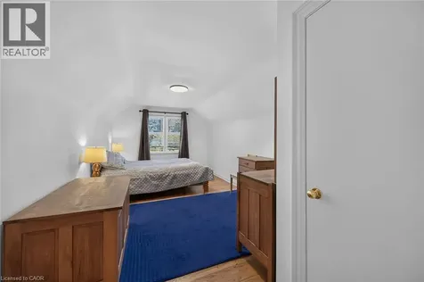 83 Aberfoyle Avenue Hamilton ON L8K 4S1