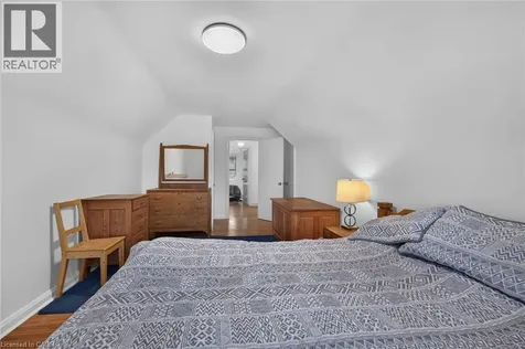 83 Aberfoyle Avenue Hamilton ON L8K 4S1
