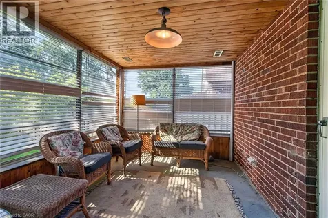 83 Aberfoyle Avenue Hamilton ON L8K 4S1