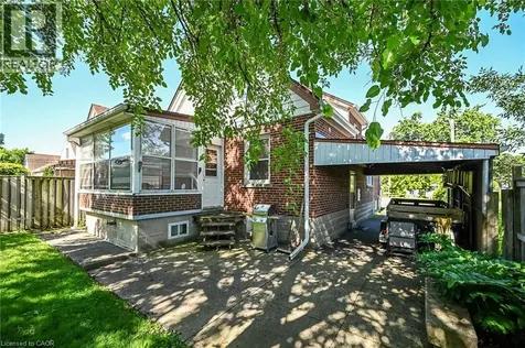 83 Aberfoyle Avenue Hamilton ON L8K 4S1