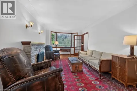 83 Aberfoyle Avenue Hamilton ON L8K 4S1