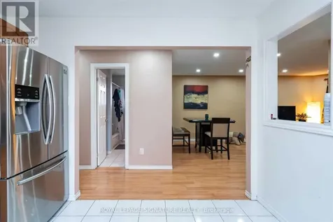 52 Buchanan Crescent Brantford ON N3P 2A6
