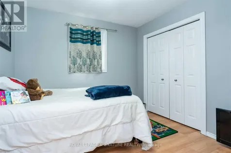 52 Buchanan Crescent Brantford ON N3P 2A6