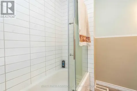 52 Buchanan Crescent Brantford ON N3P 2A6