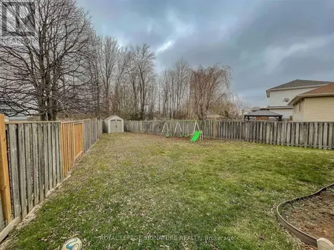 52 Buchanan Crescent Brantford ON N3P 2A6