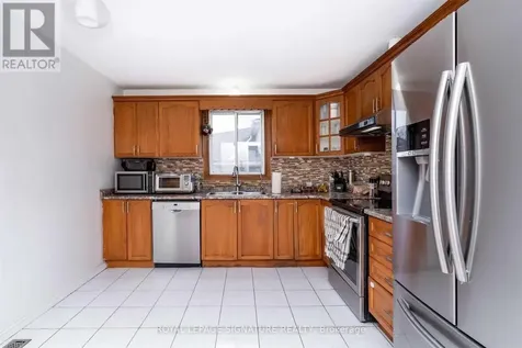 52 Buchanan Crescent Brantford ON N3P 2A6