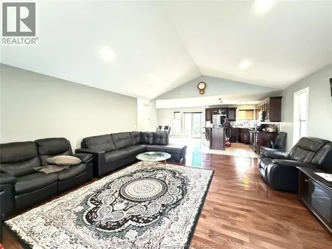 2361 Askin Avenue Windsor ON N9E 4Y2