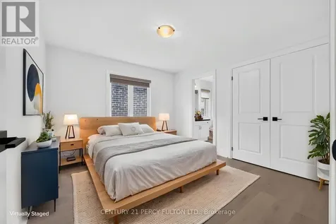 1477 Mockingbird Square Pickering ON L1X 0N8