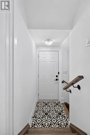 1477 Mockingbird Square Pickering ON L1X 0N8
