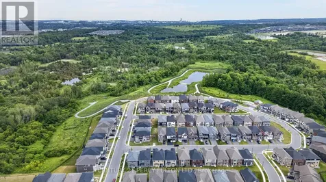 1477 Mockingbird Square Pickering ON L1X 0N8