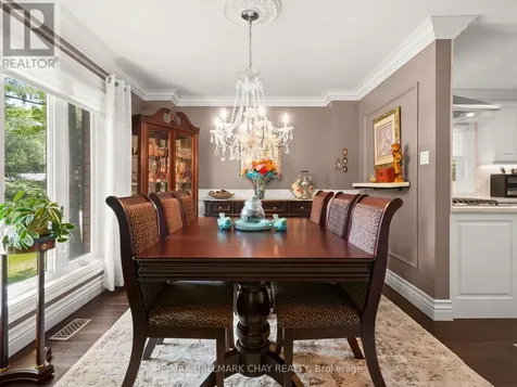 20 Downer Crescent Wasaga Beach ON L9Z 1C2