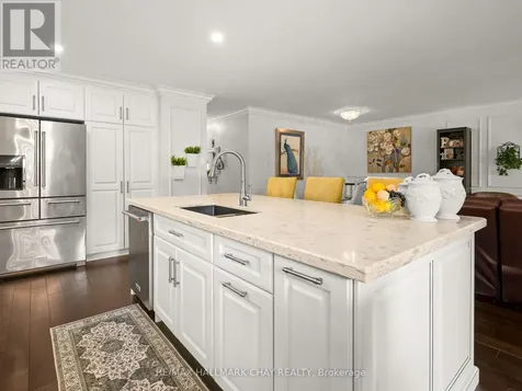 20 Downer Crescent Wasaga Beach ON L9Z 1C2