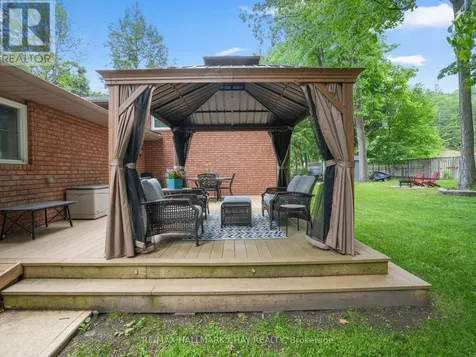 20 Downer Crescent Wasaga Beach ON L9Z 1C2