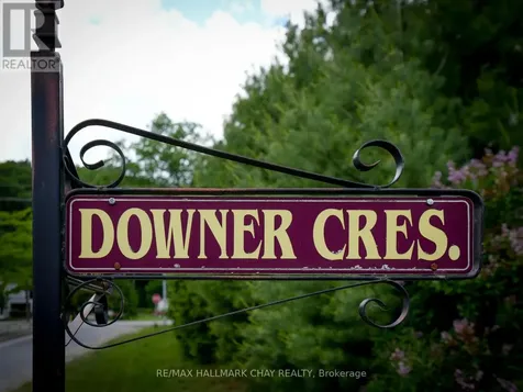 20 Downer Crescent Wasaga Beach ON L9Z 1C2