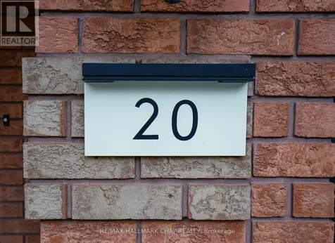 20 Downer Crescent Wasaga Beach ON L9Z 1C2