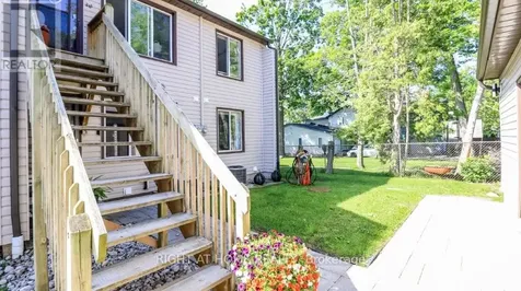 43 Olive Crescent Orillia ON L3V 7M8