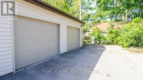 43 Olive Crescent Orillia ON L3V 7M8
