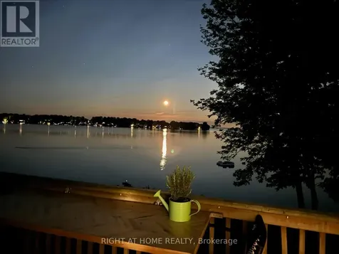 43 Olive Crescent Orillia ON L3V 7M8