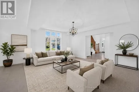 2 Rowland Street Collingwood ON L9Y 5M4