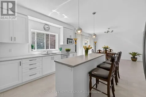 2 Rowland Street Collingwood ON L9Y 5M4