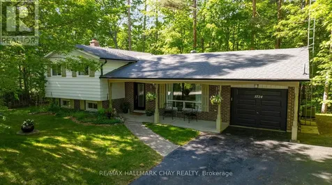 3724 Whitecap Drive Innisfil ON L9S 2L4