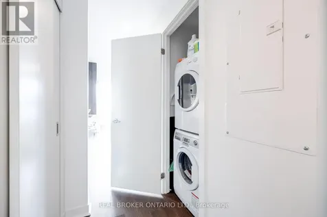 501 Adelaide Street West Toronto (waterfront Communities) ON M5V 0R3
