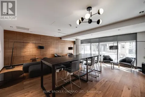 501 Adelaide Street West Toronto (waterfront Communities) ON M5V 0R3