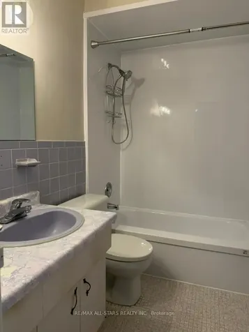 73 Albert Street Uxbridge ON L9P 1E4