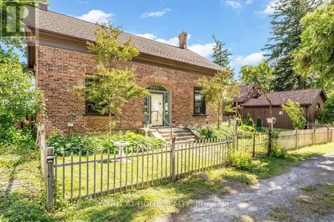 1320 King Street Scugog ON L9L 1B5