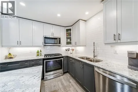 61 Ivy Crescent Wasaga Beach ON L9Z 0H8
