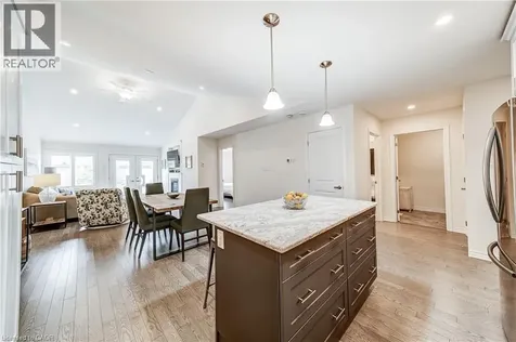 61 Ivy Crescent Wasaga Beach ON L9Z 0H8