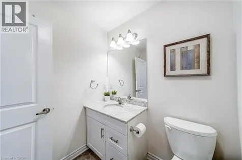 61 Ivy Crescent Wasaga Beach ON L9Z 0H8