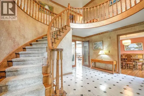 295 Elmgrove Lakeshore ON N8N 4G9