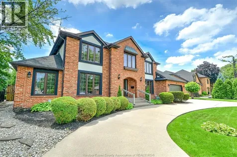 295 Elmgrove Lakeshore ON N8N 4G9