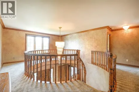 295 Elmgrove Lakeshore ON N8N 4G9