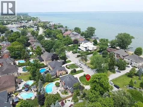 295 Elmgrove Lakeshore ON N8N 4G9