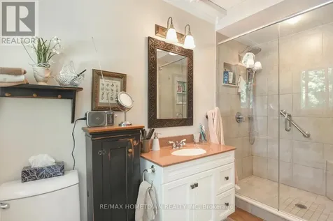 73 First Avenue Brockville ON K6V 3A9