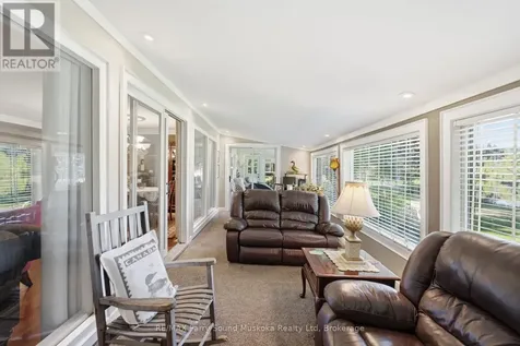 49 Maple Street Seguin ON P0C 1J0