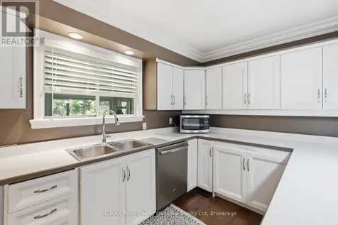 49 Maple Street Seguin ON P0C 1J0
