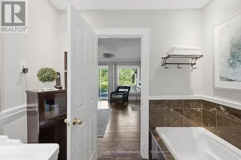49 Maple Street Seguin ON P0C 1J0