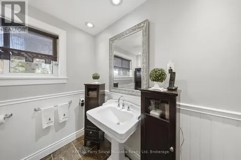 49 Maple Street Seguin ON P0C 1J0